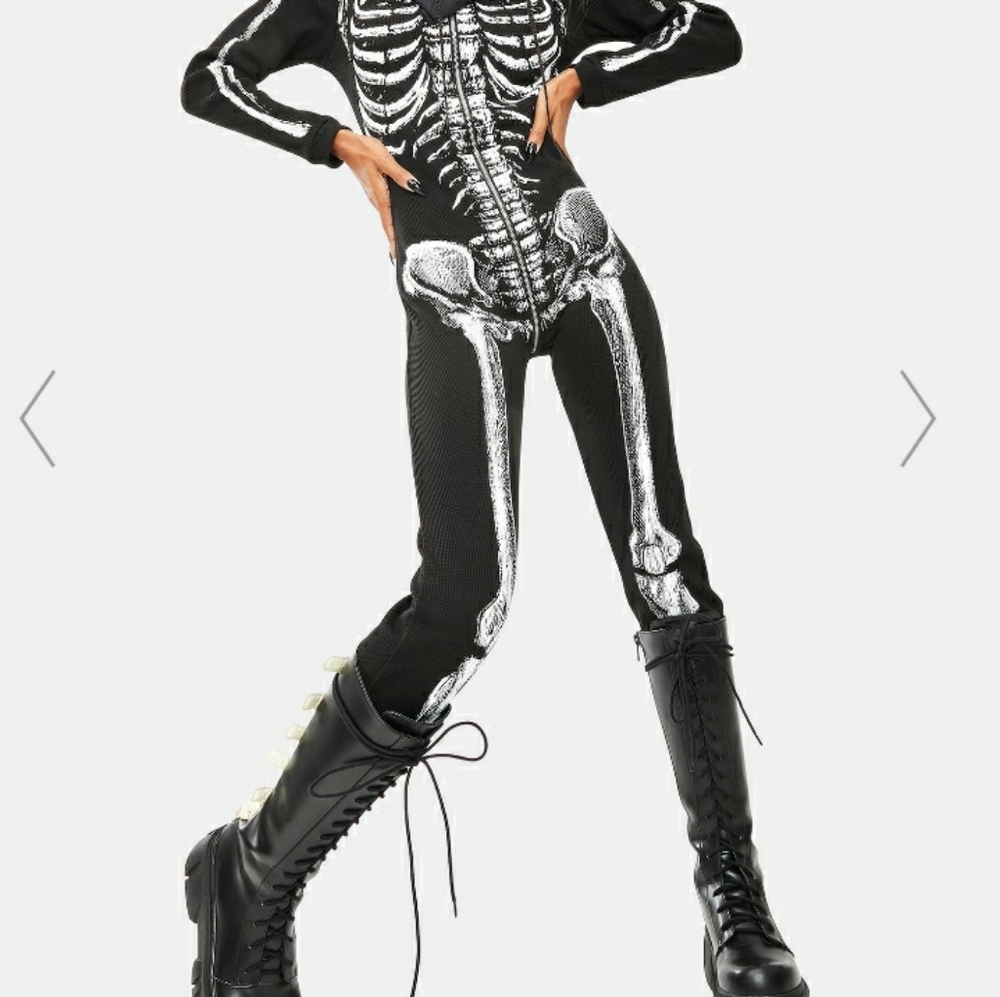 NWOT Skeleton thermal onesie